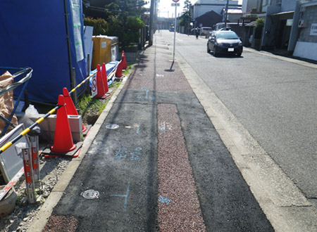 歩道の切り下げ工事
